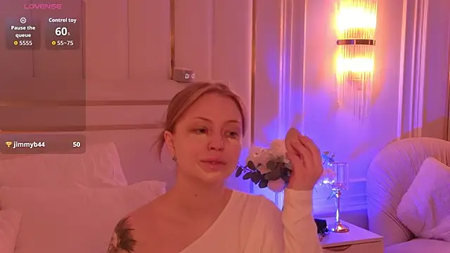 MollyHilton online show from March 2026 08:12:01 PM