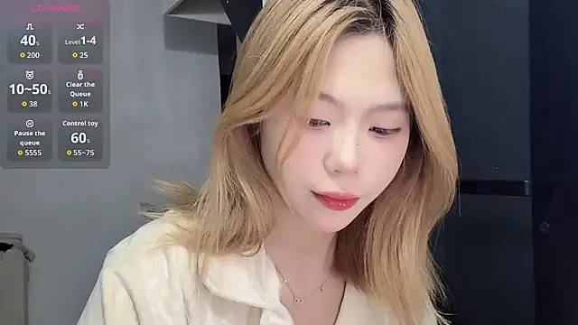 F-Qing online show from March 2026 12:12:02 PM