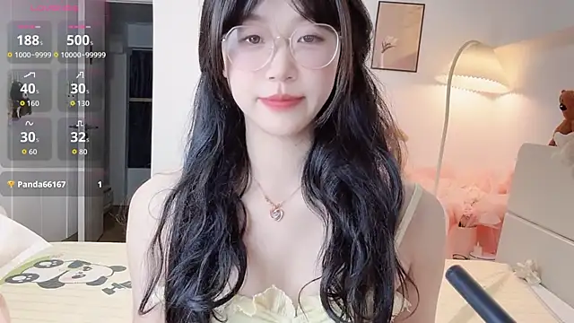 Luminous4173 online show from June 2026 01:04:02 PM
