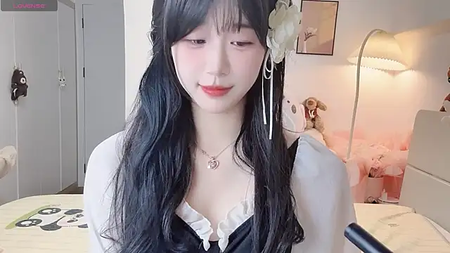 Luminous4173 online show from June 2026 01:15:01 PM
