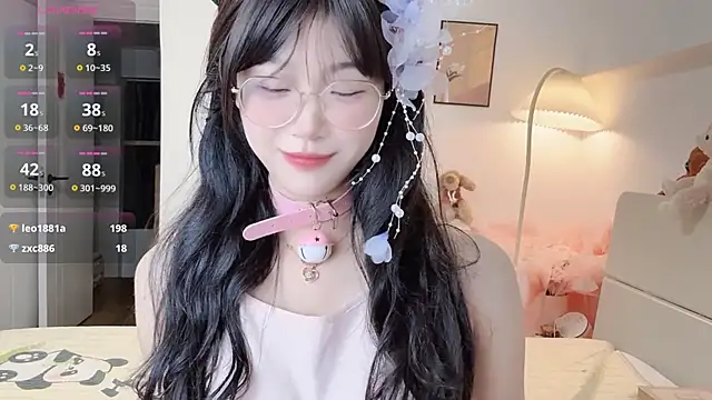 Luminous4173 online show from June 2026 01:09:02 PM