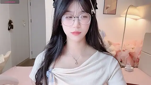 Luminous4173 online show from July 2026 01:26:01 PM