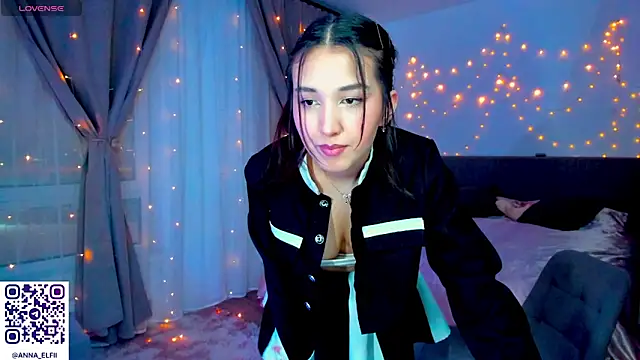 Anna Elfii online show from February 2026 04:46:01 PM