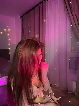 Snapshot of Anna_Elfii chatting on June 2026 08:03:01 PM Anna Elfii online show from June 2026 08:03:01 PM