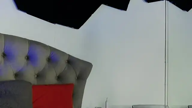 ChloeeDavis online show from February 2026 07:00:02 PM