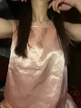 uyensexy online show from February 2026 04:47:02 PM