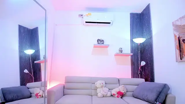 TAHIELA  online show from March 2026 03:02:02 AM