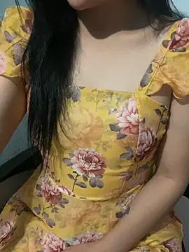 hotgirl-sexy online show from April 2026 03:39:01 PM