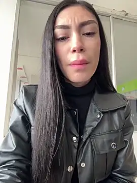 Bonny Eva online show from April 2026 04:56:01 PM