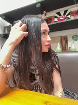 Bonny Eva online show from July 2026 06:22:01 PM