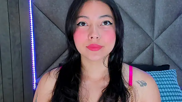 AnnieRouse   online show from March 2026 11:43:01 AM