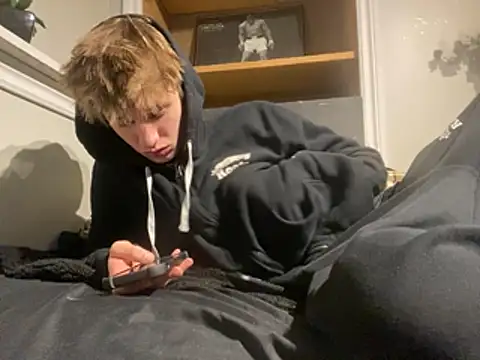 yourwhiteboy1 online show from March 2026 03:36:01 AM