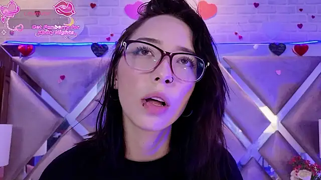 HarperrWest online show from February 2026 08:43:01 PM