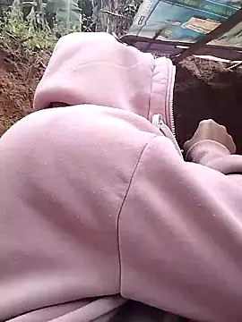 Ella-aa online show from February 2026 07:12:01 AM