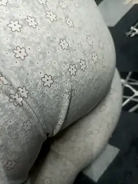 Sexyqueen102  online show from February 2026 05:36:01 PM