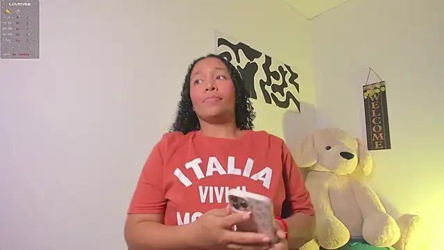 Nia13 online show from February 2026 05:22:02 AM