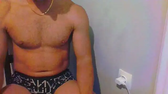Snapshot of YoungforOld32 chatting on May 2026 11:53:01 AM YoungforOld32 online show from May 2026 11:53:01 AM