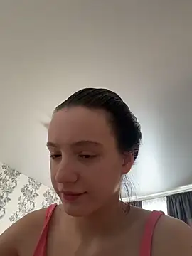 MiaTee online show from March 2026 03:52:02 AM