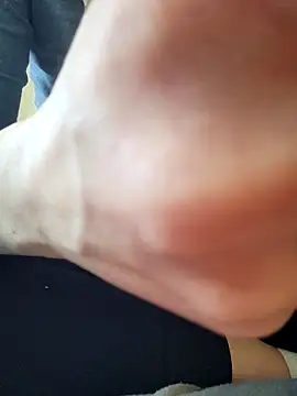 Isa363636 online show from April 2026 07:46:02 AM