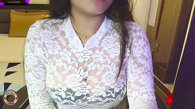 Yara-143 online show from June 2026 05:50:01 PM