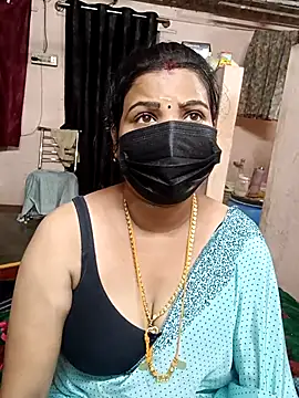 Snapshot of Madhusri_Tamil_Telugu chatting on April 2026 02:10:02 PM Madhusri Tamil Telugu online show from April 2026 02:10:02 PM