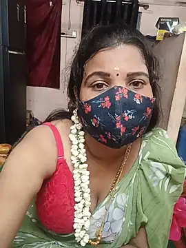 Snapshot of Madhusri_Tamil_Telugu chatting on June 2026 04:24:02 PM Madhusri Tamil Telugu online show from June 2026 04:24:02 PM