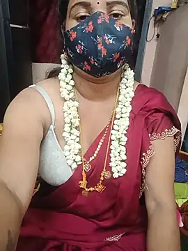 Snapshot of Madhusri_Tamil_Telugu chatting on June 2026 04:12:01 PM Madhusri Tamil Telugu online show from June 2026 04:12:01 PM
