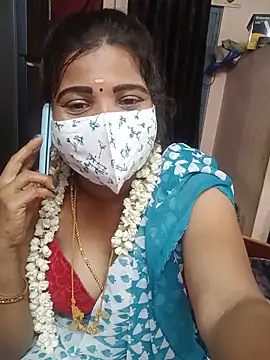 Snapshot of Madhusri_Tamil_Telugu chatting on June 2026 04:18:01 PM Madhusri Tamil Telugu online show from June 2026 04:18:01 PM