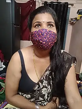 Snapshot of Madhusri_Tamil_Telugu chatting on June 2026 04:22:01 PM Madhusri Tamil Telugu online show from June 2026 04:22:01 PM