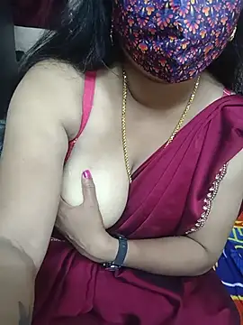 Snapshot of Madhusri_Tamil_Telugu chatting on July 2026 03:54:02 PM Madhusri Tamil Telugu online show from July 2026 03:54:02 PM