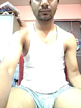 Snapshot of Darkintrovert chatting on March 2026 07:08:01 PM Darkintrovert online show from March 2026 07:08:01 PM