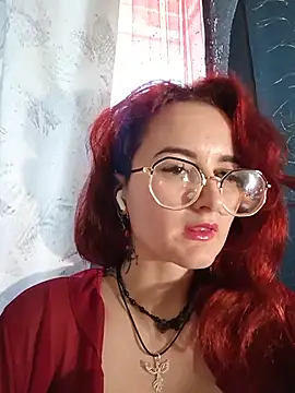 Snapshot of Persefoha chatting on May 2026 10:41:02 AM Persefoha online show from May 2026 10:41:02 AM