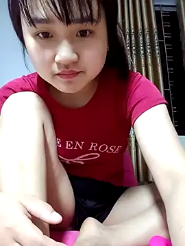 Emyeusexy88 online show from March 2026 04:48:01 PM