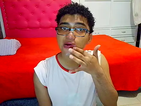 philipsex28 online show from February 2026 10:04:02 PM