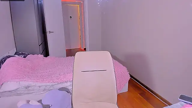  Maybe Baby  online show from February 2026 07:53:02 PM