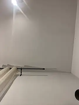 Green eyes lady online show from July 2026 02:40:02 PM
