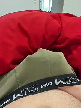 petitsexe52 online show from March 2026 08:11:01 AM