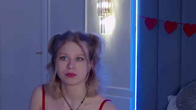 Ivy Allen online show from February 2026 06:16:01 PM