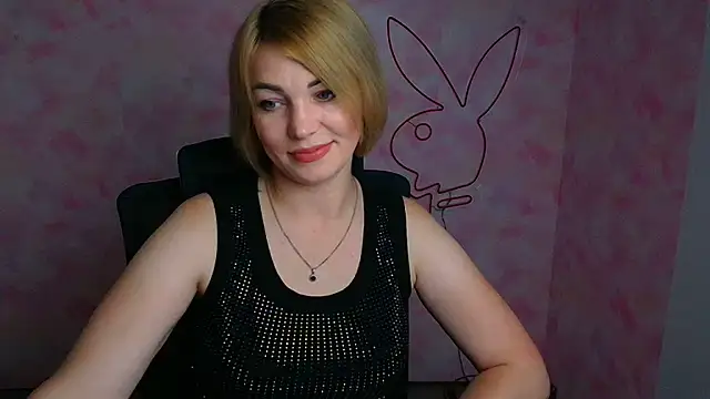 CuttieEmma online show from July 2026 05:37:01 AM