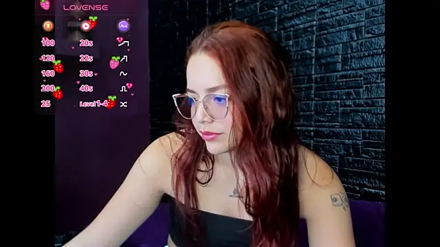 Snapshot of Miss_Dior2 chatting on March 2026 01:11:02 PM Miss Dior2 online show from March 2026 01:11:02 PM