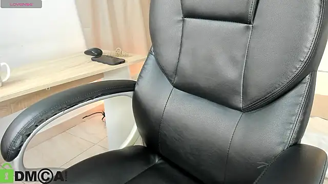 linda dixon online show from March 2026 12:11:01 PM