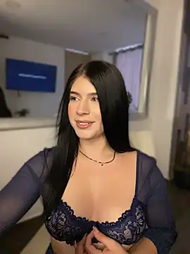 Snapshot of _HannahFox_ chatting on July 2026 10:56:02 PM HannahFox online show from July 2026 10:56:02 PM