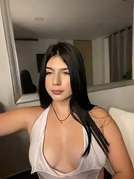 Snapshot of _HannahFox_ chatting on August 2026 12:10:02 AM HannahFox online show from August 2026 12:10:02 AM