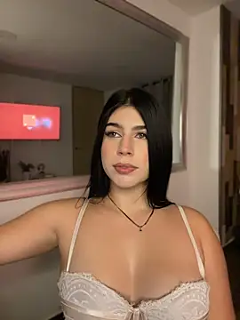 Snapshot of _HannahFox_ chatting on August 2026 11:30:02 PM HannahFox online show from August 2026 11:30:02 PM
