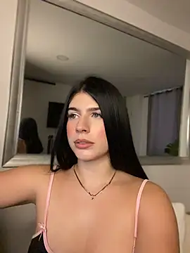 Snapshot of _HannahFox_ chatting on August 2026 11:18:02 PM HannahFox online show from August 2026 11:18:02 PM