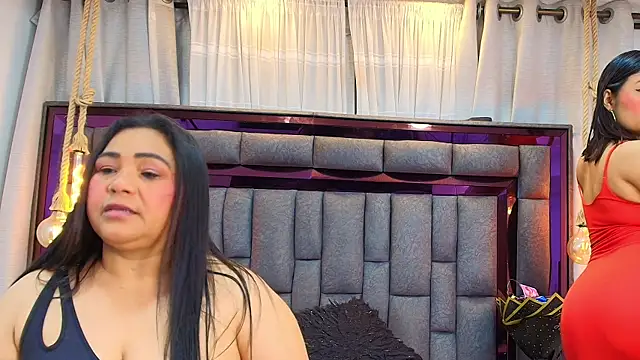 Karina Mendoza online show from July 2026 12:19:02 AM