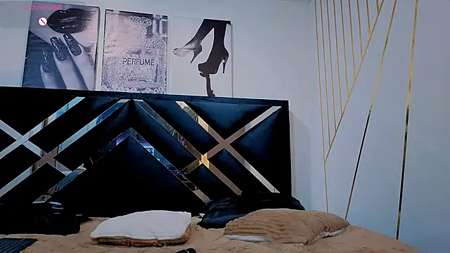 Zoe-yanin online show from April 2026 07:58:01 PM