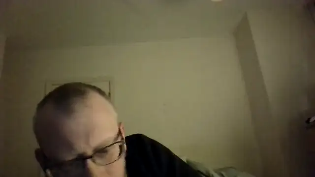 Snapshot of UnshodSixties chatting on March 2026 11:10:02 PM UnshodSixties online show from March 2026 11:10:02 PM