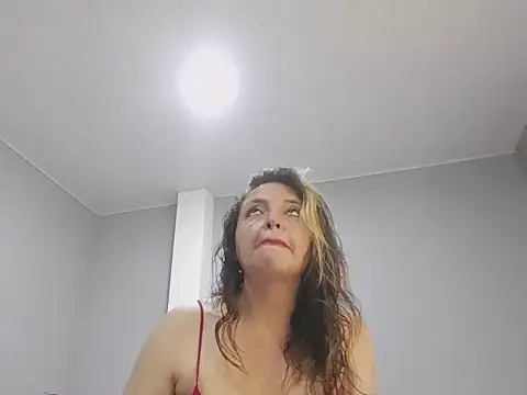 KENDRA-HONEY online show from April 2026 02:29:01 PM