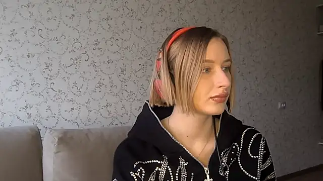 DeliciaBagnoli online show from March 2026 02:20:01 PM